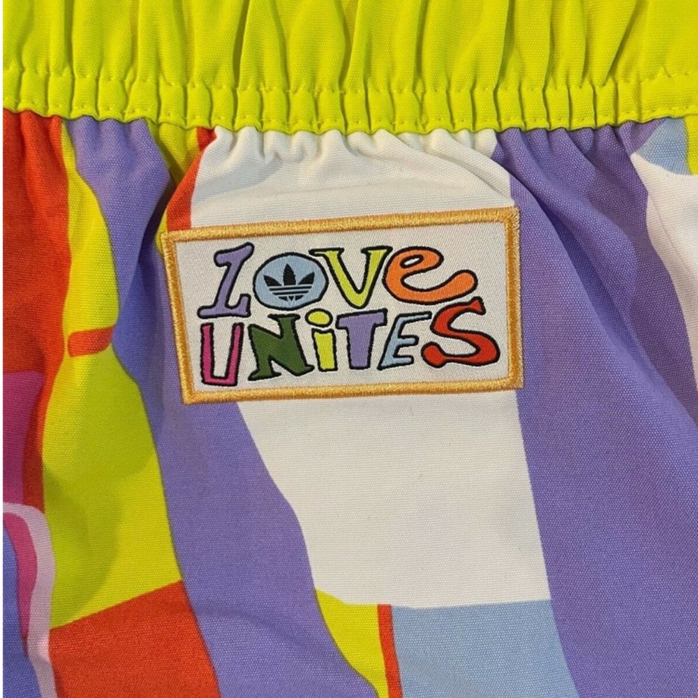 Adidas Originals Love Unites Woven Shorts Gender Neutral H43974 Size Large NWT - Picture 6 of 8